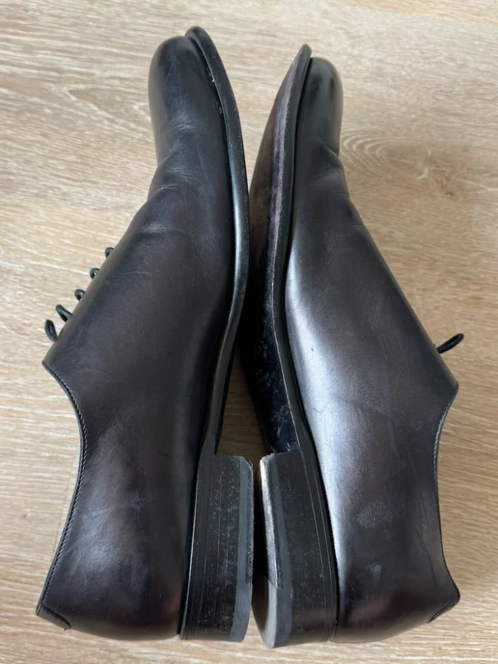 Paul Evans Black Leather Oxfords in Size 10